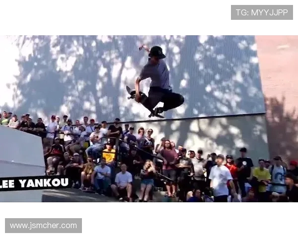 南京滑板队的速度挑战与成长之路探秘